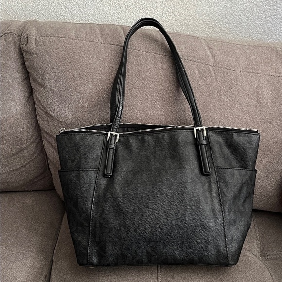 Michael Kors Black Textured Handbag used good condition